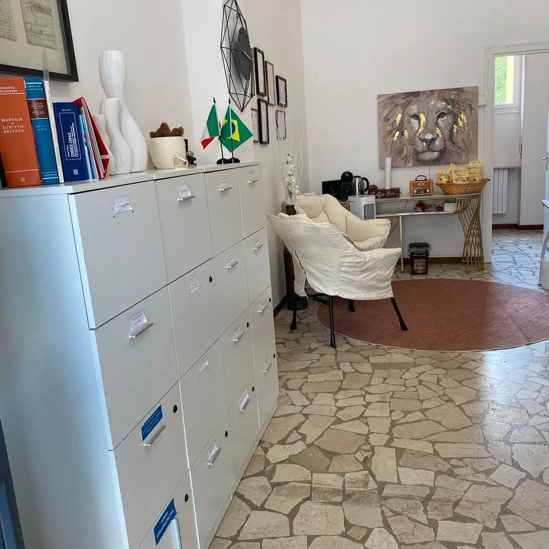 Sala de atendimento do escritório em Brescia